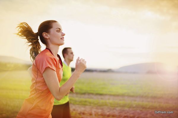  running people at sunset